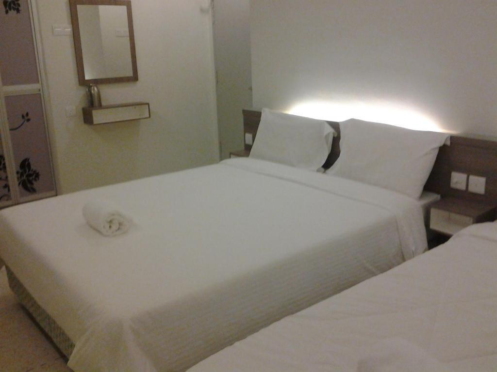 Qish Hotel Malacca Номер фото